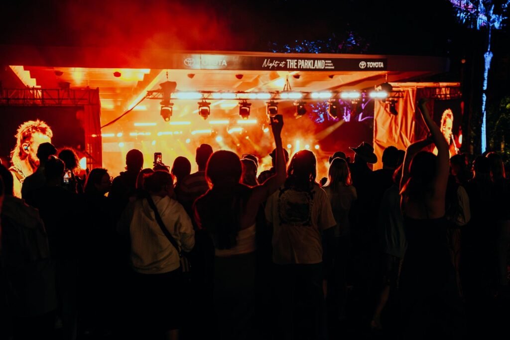 DSC07666-Enhanced-NR-XAVIER-RUDD_NIGHT-AT-THE-PARKLAND-BRISBANE_07-09-25_KELSEY-DOYLE_@KJDOYLE-(2)